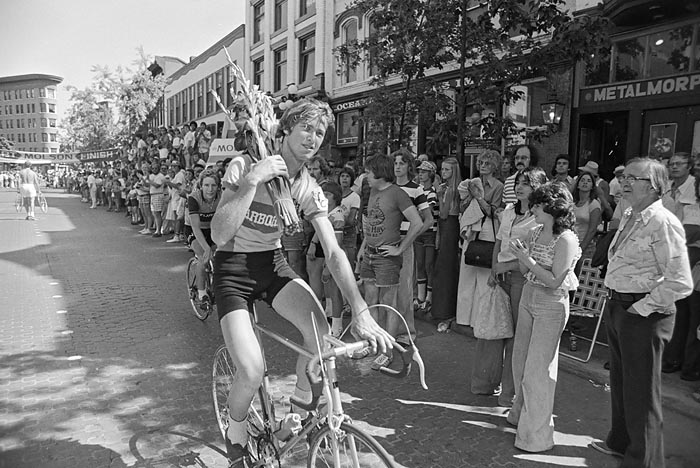 August 2, 1977 -- Gastown Grand Prix bicycle race